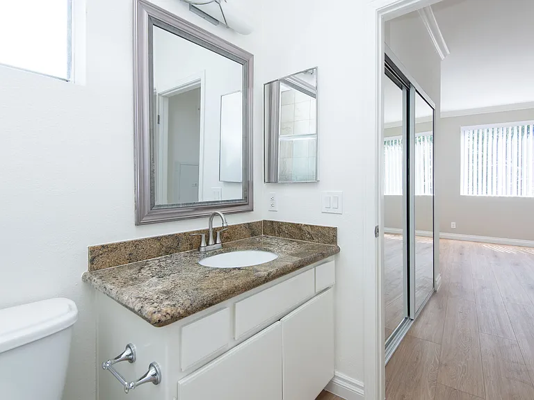 7007 Glasgow Ave #106 — Photo 8