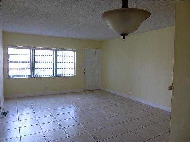 1st image of 1041 Twin Lakes Dr #27-A
