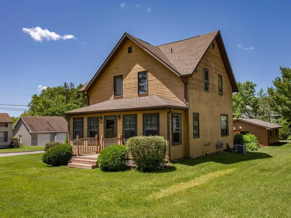 1301 River Rd, Wisconsin Dells, WI 53965