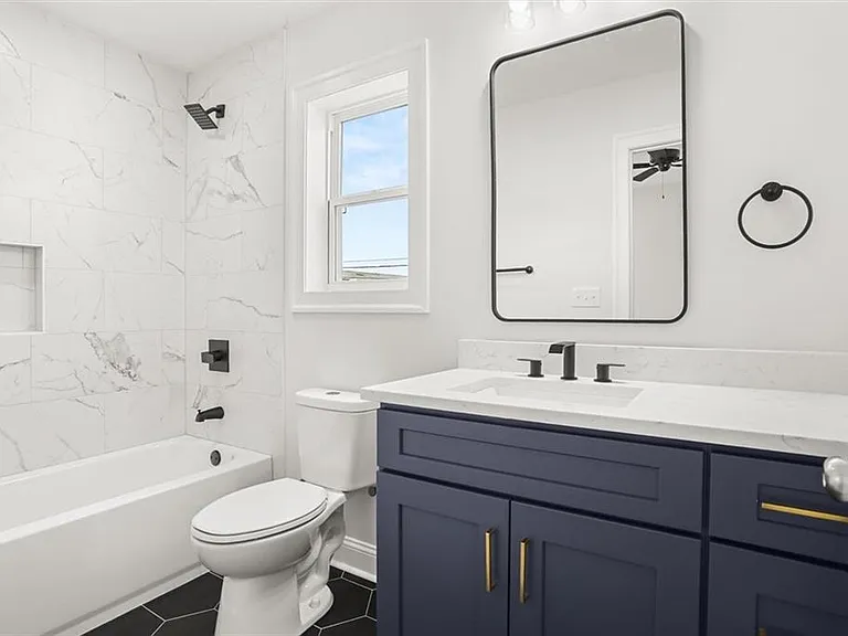 2634 New Orleans St — Photo 11