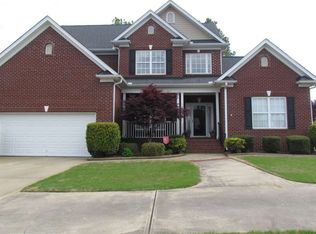 826 Ashmont Ln, Boiling Springs, SC 29316