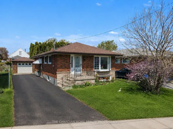 196 Tuxedo Ave S, Hamilton, ON L8K 2S4