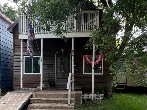 1105 16th Ave E, Hibbing, MN 55746