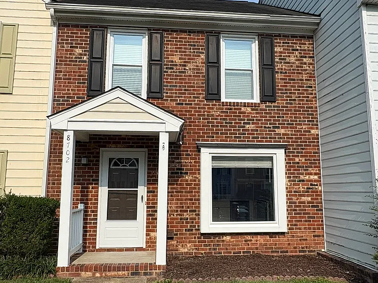8702 Hermitage Trace Cir — Photo 1