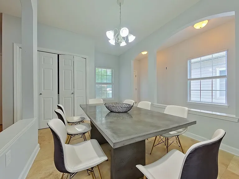 18 Trevor Dr — Photo 6