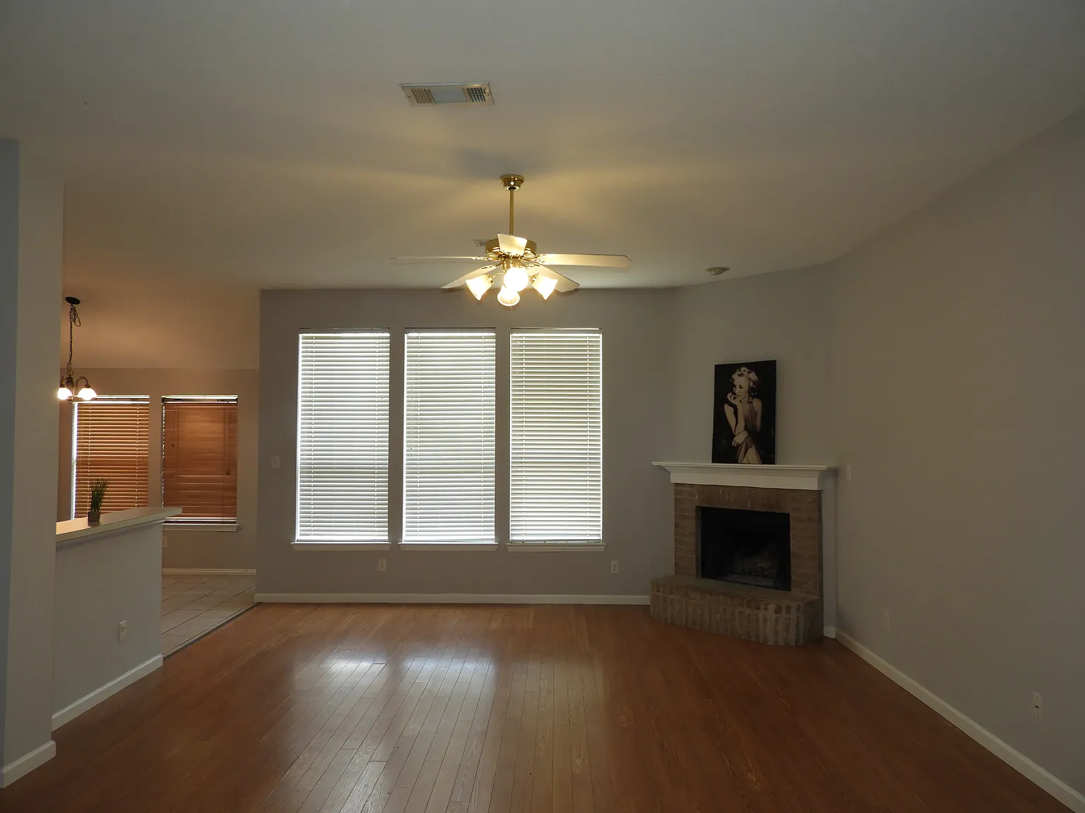 3 bed, 1673 sqft, $2,099 — Photo 2