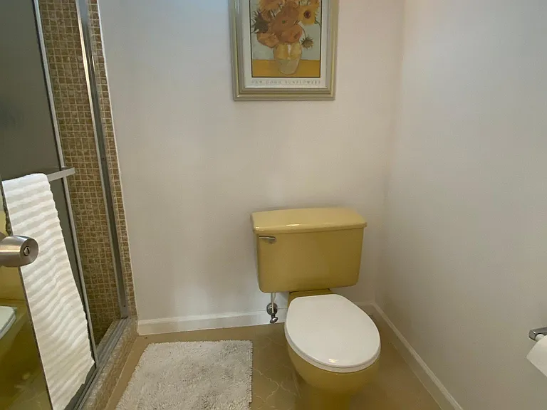 1009 NW 88th Ave — Photo 19
