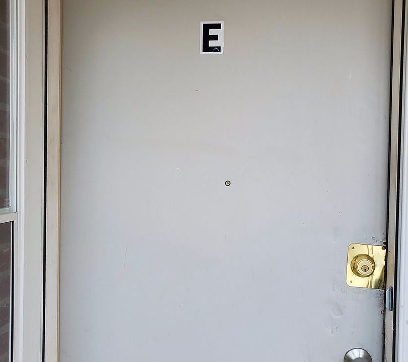 1st image of 3814 3816 Cleveland Ave #L