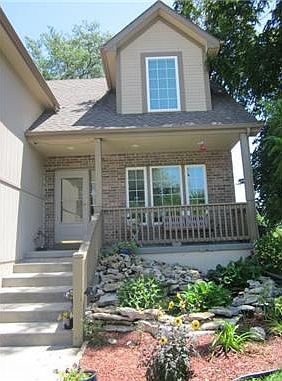 2nd image of 1607 Sophie Dr