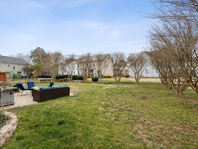 23140 Harbor Towne Dr — Photo 43