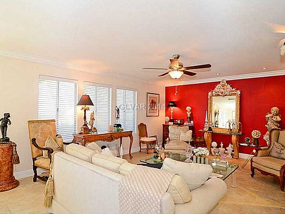 3rd image of 3330 Medina Ct