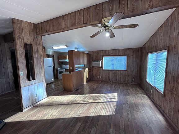 2nd image of 4943 Sierra Pines Dr