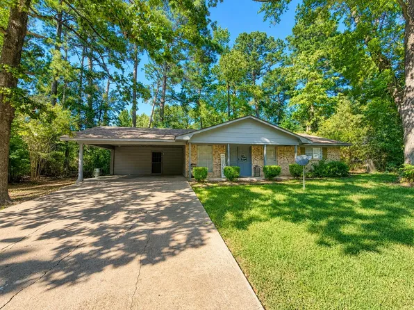105 Rosebud Dr, Marshall, TX 75672