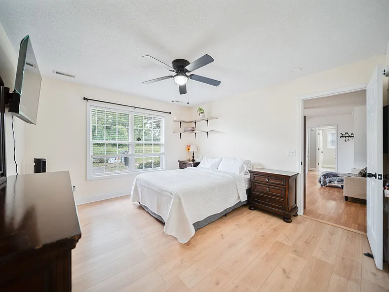 817 Church St — Photo 16