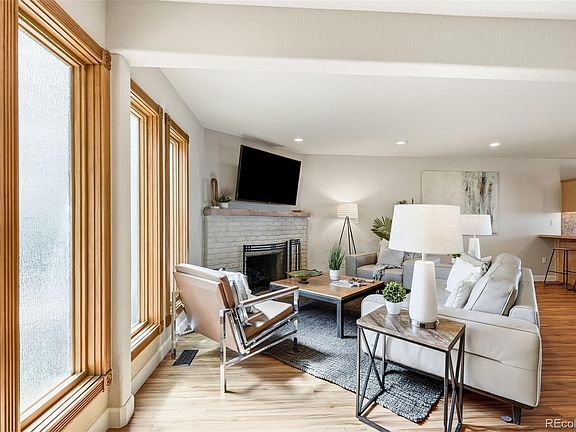 2nd image of 6846 Surrey Trail