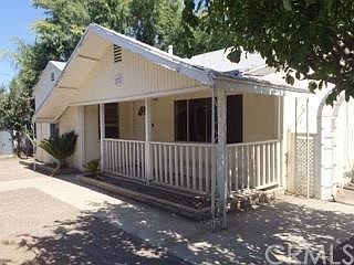 1st image of 17376 Curtis Ave