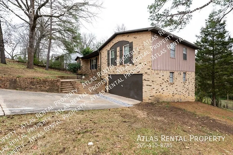 Must-See Center Point Home with 5 Bedrooms & 2-Car Garage! — Photo 3