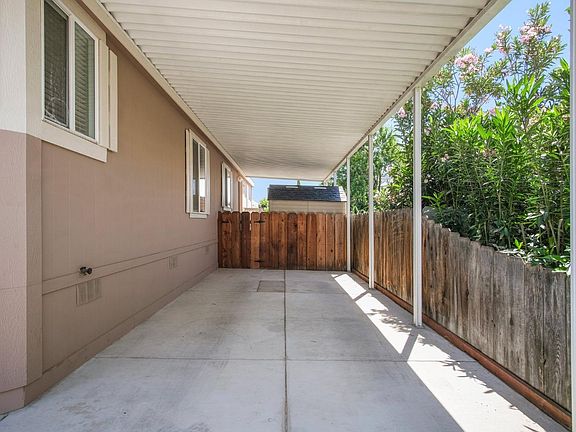 4th image of E Yosemite Ave #118