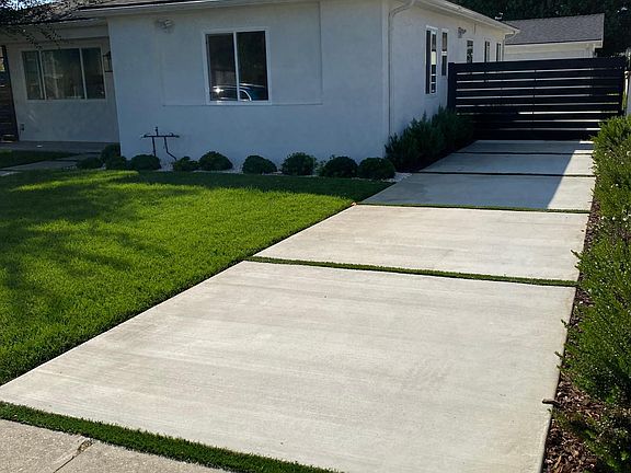 2nd image of 901 S Del Mar Ave #901
