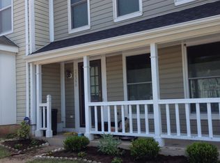 22390 Stablehouse Dr, Sterling, VA 20164