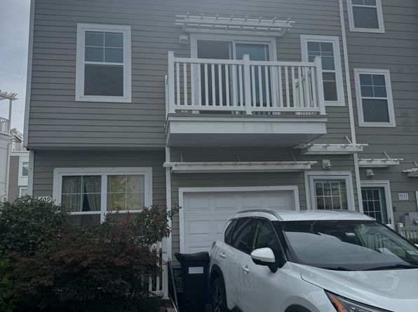 6609 Ocean Ave N FLOOR 2