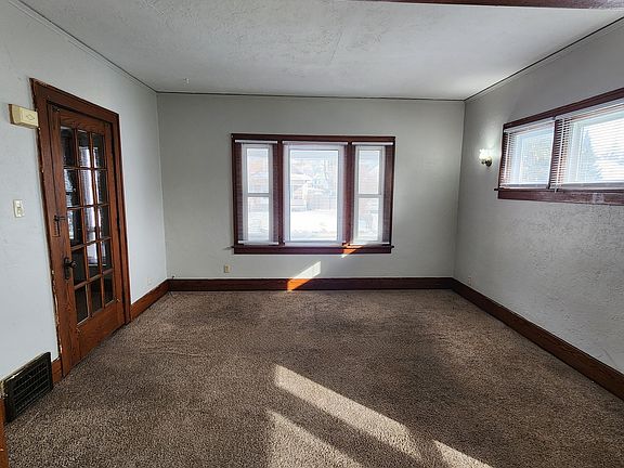 3rd image of 2615 Virginia St #2617
