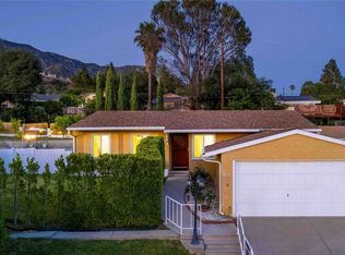 9836 Creemore Dr, Tujunga, CA 91042