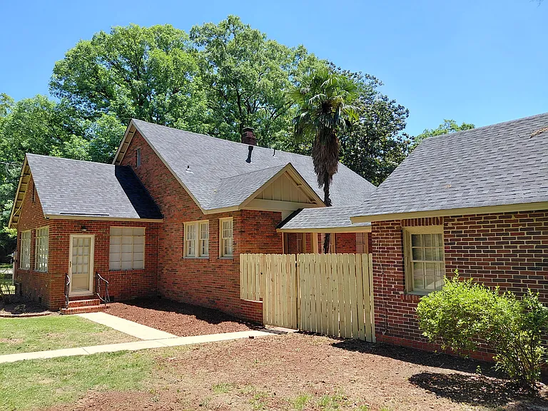 1355 Magnolia Curv — Photo 34