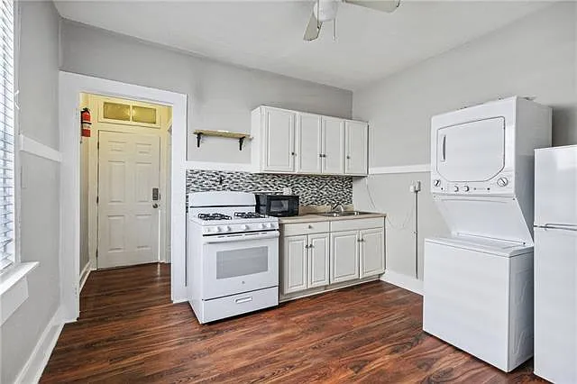 7929 Forshey St — Photo 3