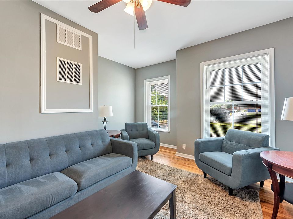 1st image of 4957 Arsenal St #2W