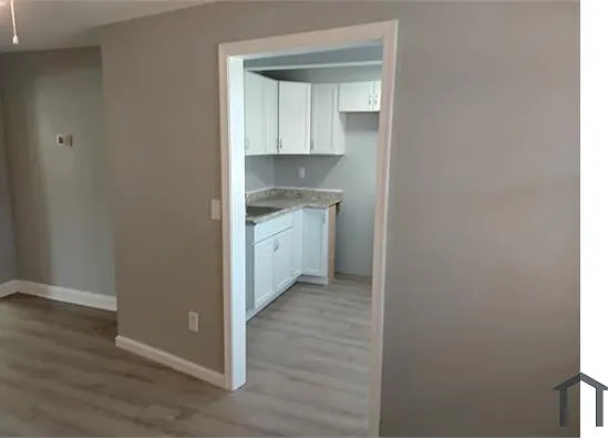 5 bed, $3,200 — Photo 2