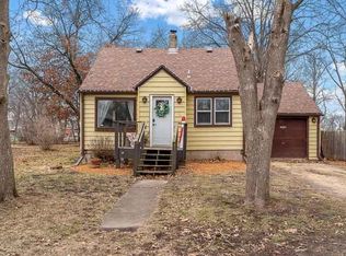 8224 Ravere St, Machesney Park, IL 61115