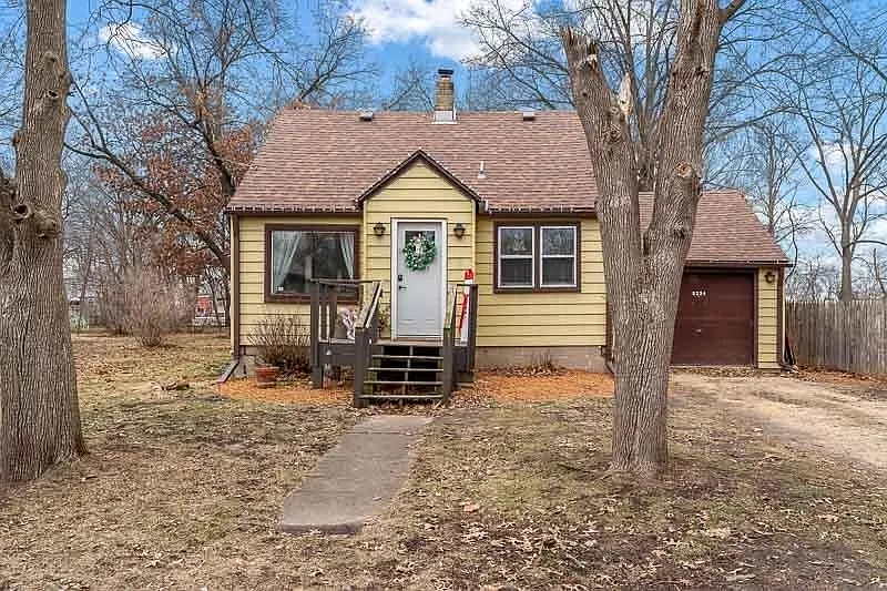 8224 Ravere St photo 1