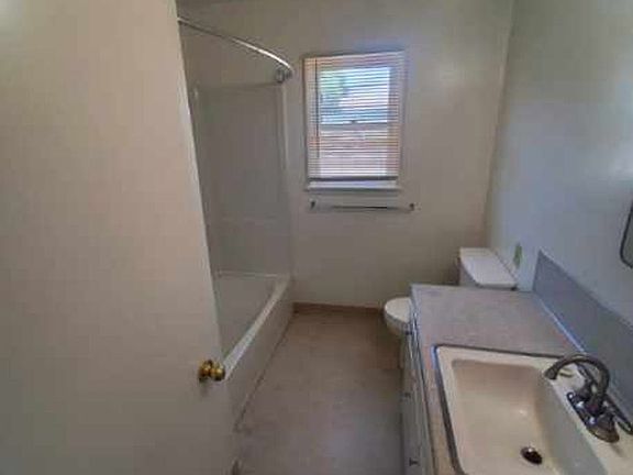 4th image of 24603 Richman Dr #24599