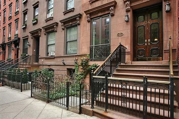 Rented by Corcoran | media 8