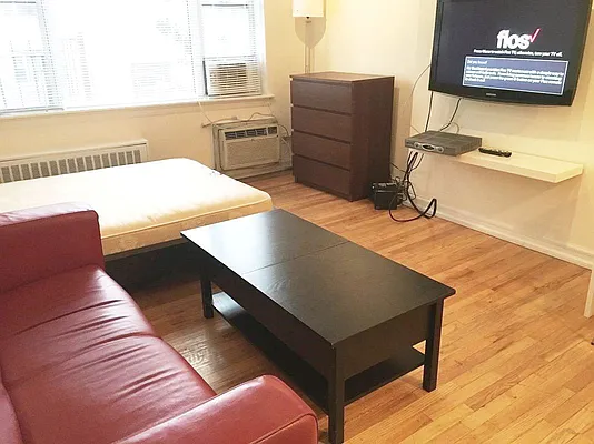 Rented by Jeffrey Mosczyc, LREB | media 9
