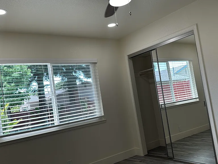 5503 Ridgeway Ave — Photo 12