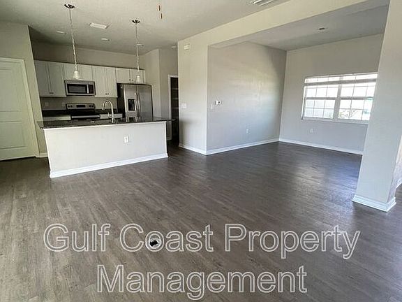 5th image of 1700 NW 6th St