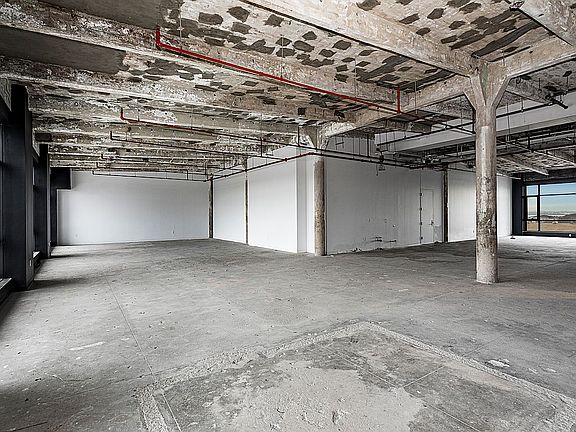 3rd image of 160 Imlay St APT 6A2