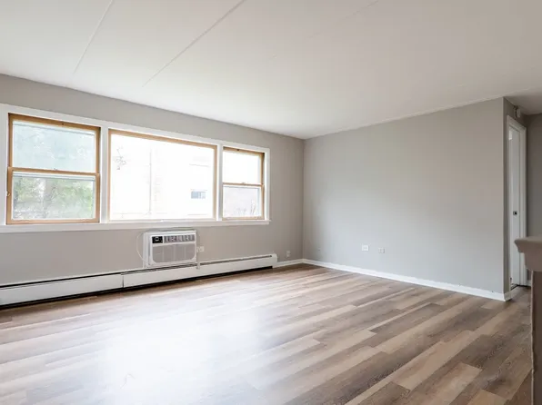 10935 S. Lloyd Dr., 10935 S Lloyd Dr APT 3A, Worth, IL 60482