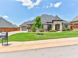 2733 Open Range Rd, Edmond, OK 73034