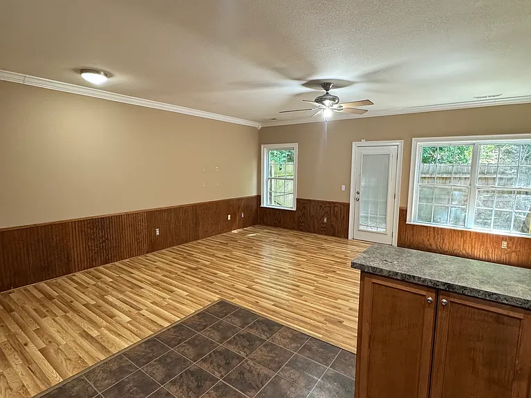 153 Brown Estates Dr — Photo 3