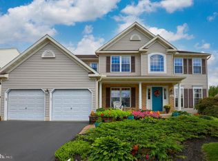 206 Tamarack Dr, Denver, PA 17517