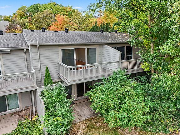 4th image of 669 Watersedge Dr