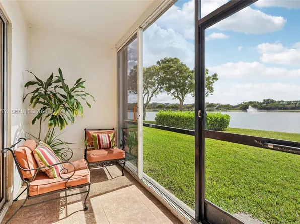 13800 SW 14th St APT 103C, Pembroke Pines, FL 33027