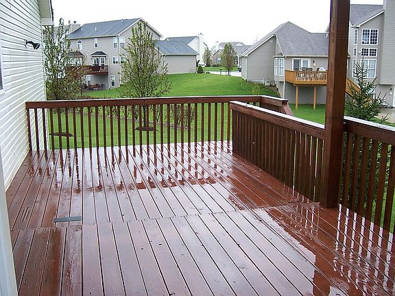 Large deck to view sunsets