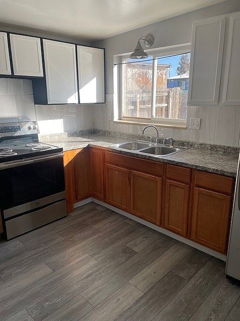 1st image of 3138 W Dakota Ave