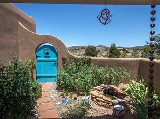16 Aster Way, Santa Fe, NM 87508