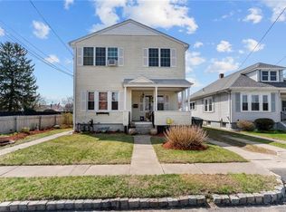 22 Vallone Rd, Cranston, RI 02920