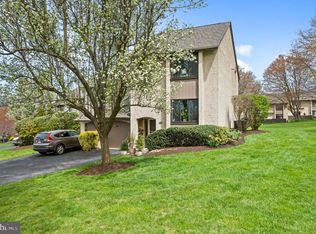 154 Golf Club Dr, Langhorne, PA